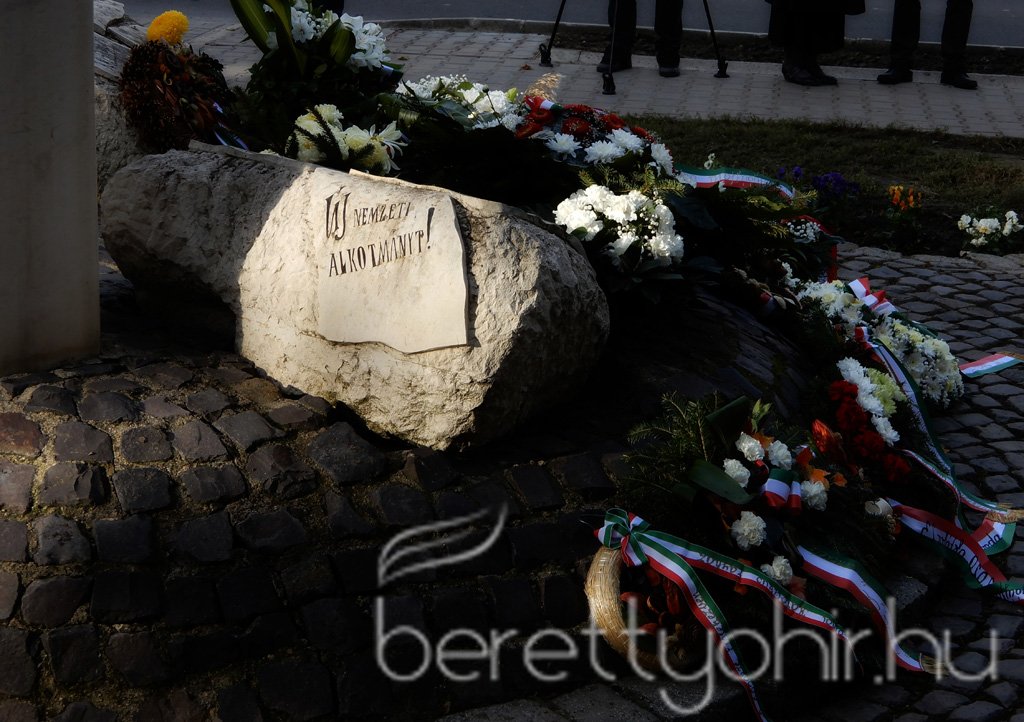 Az '56-os forradalomra emlékeztünk 44